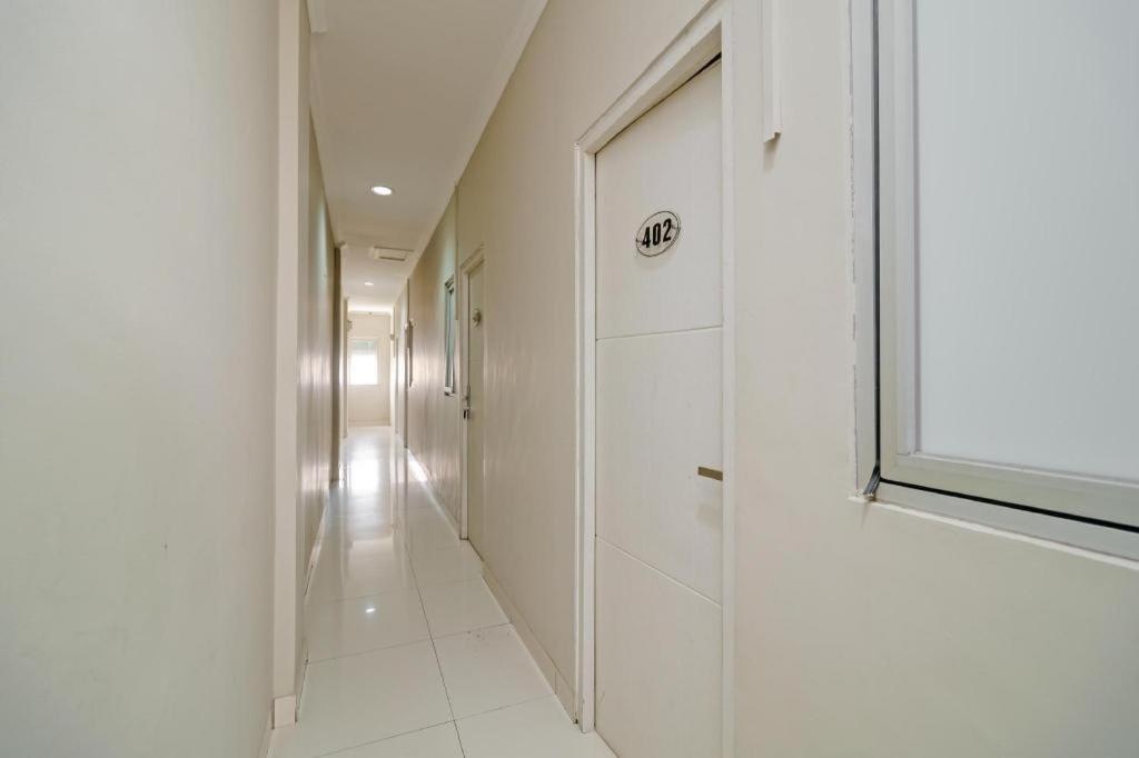 ג'קרטה Env Room מראה חיצוני תמונה